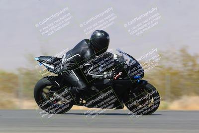 media/Mar-28-2022-Superbike Trackdays (Mon) [[b8603d0f67]]/Open Track Time/Turn 3 Inside/